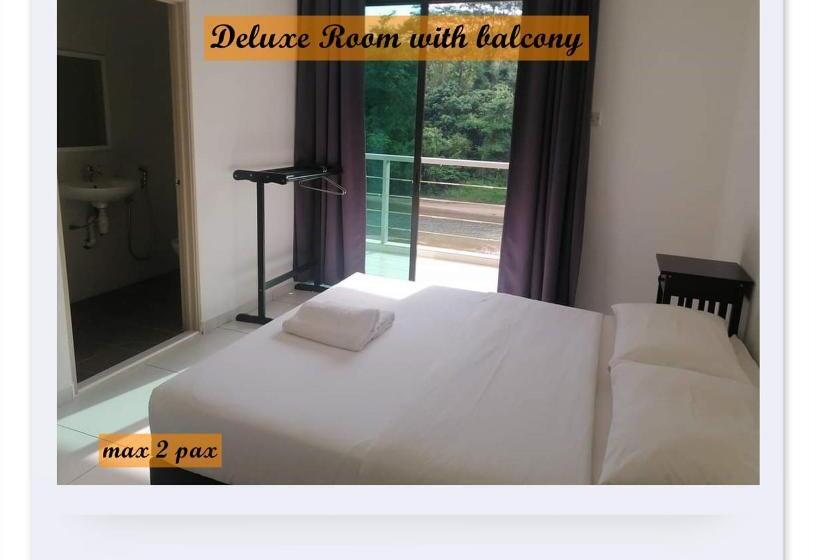 Номер Deluxe с Балконом, Riverside Palm Inn Sg Lembing