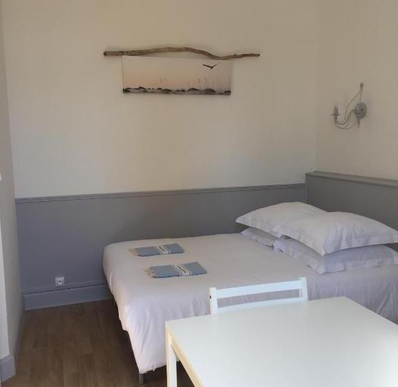 חדר סטודיו סטנדרד, Les Suites De L Alvertonne