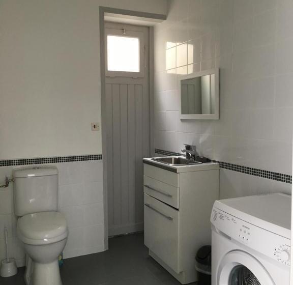 דירת חדר בקומת קרקע, Les Suites De L Alvertonne