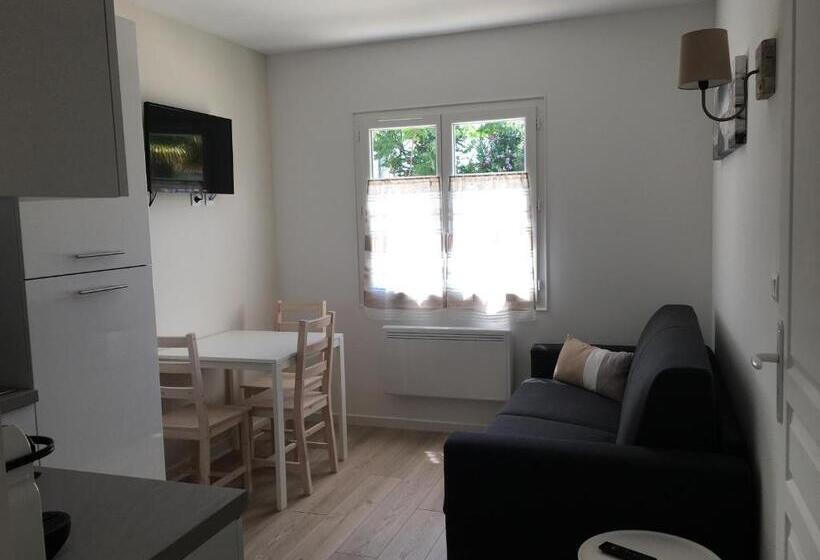 דירת חדר נוף לבריכה, Les Suites De L Alvertonne