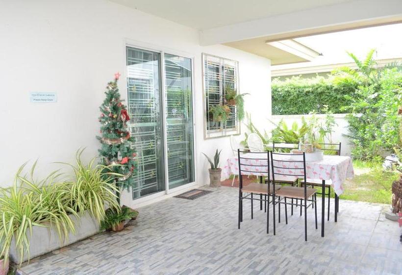 غرفة ديلوكس سرير كينج, Modern Room At Sabai Sabai Homestay Ayutthaya