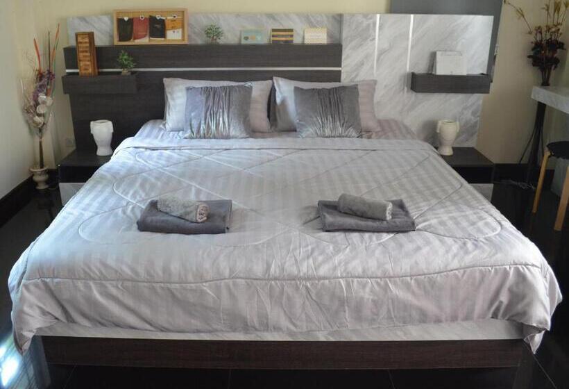 غرفة ديلوكس سرير كينج, Modern Room At Sabai Sabai Homestay Ayutthaya