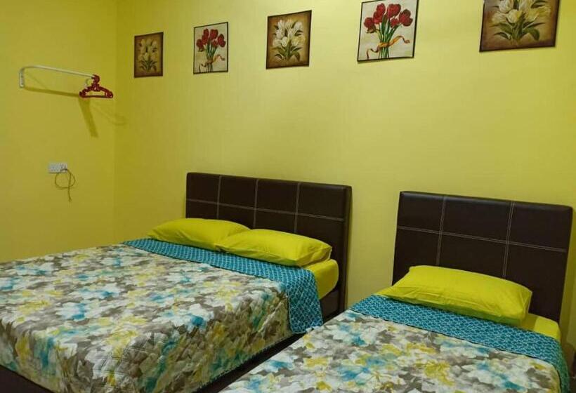 Семейный Номер Deluxe, Mutiara Inn Guestroom