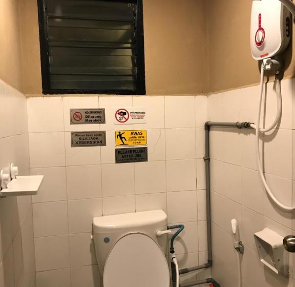 غرفة أساسية ثلاثية, Nusantara Mattwaddien Hostel