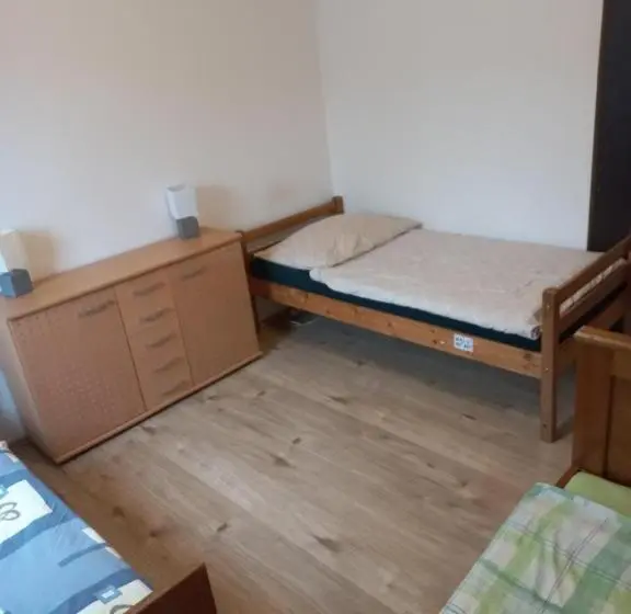 １ベッドルームアパートメント, Ferienwohnung