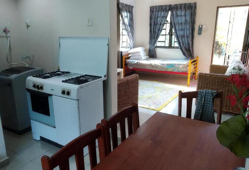 خانه 2 خوابه, Hma Guesthouse