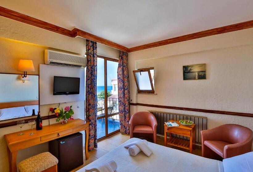 Номер Стандарт, Club Hotel Gultur