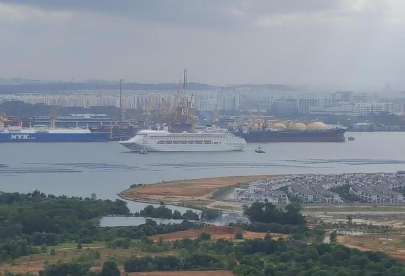 Студия Стандарт Вид на Море, D Calton Seaview Apartment
