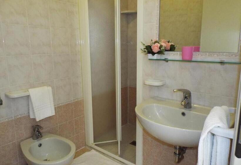 バルコニー付きスタンダードルーム, Patrizia