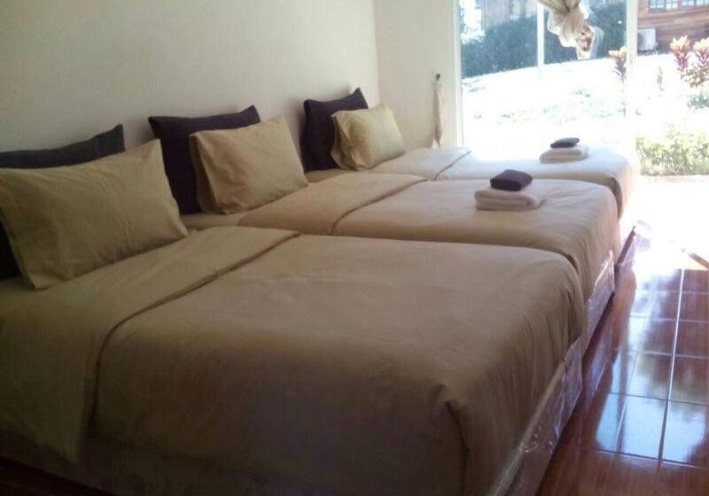 חדר סטנדרט לשלושה, Maingern Maithong Resort