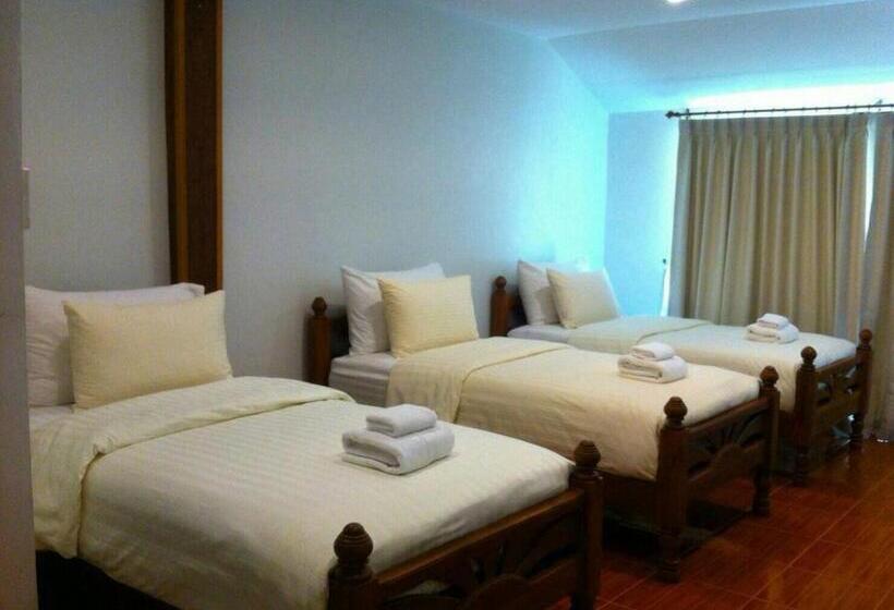 חדר סטנדרט לשלושה, Maingern Maithong Resort