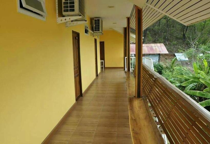 Номер Стандарт Вид на Сад, Maingern Maithong Resort