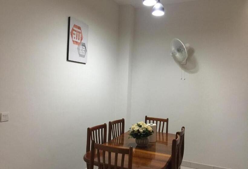 کلبه ییلاقی, Ana Guest House Jalan Airport Kuantan