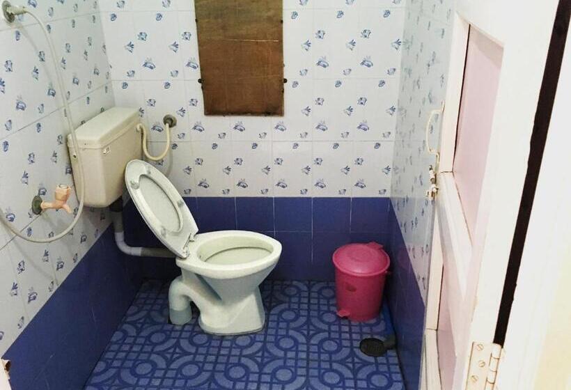 اتاق استاندارد, Kalyan Guesthouse