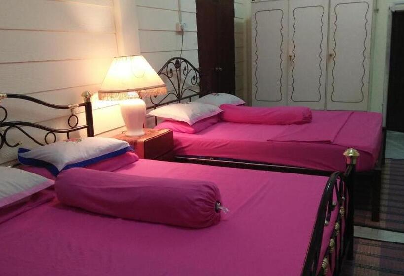 ３ベッドルームハウス, Teratak Ibunda Guest House