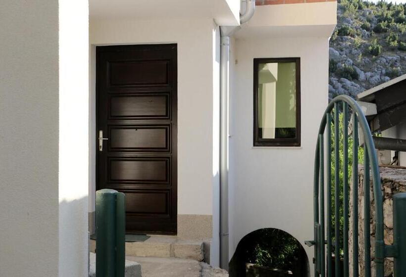 Casa 2 Dormitoris, Villa San