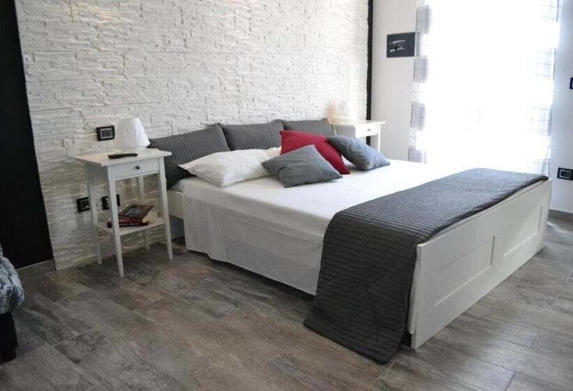 Номер Deluxe с Балконом, B&b O Casteddu