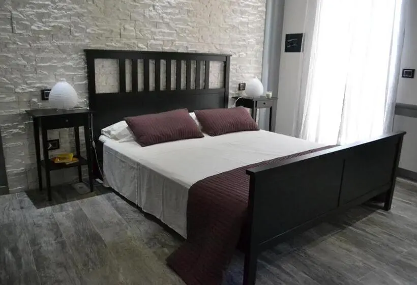 バルコニー付スタンダード4ベッドルーム, B&b O Casteddu