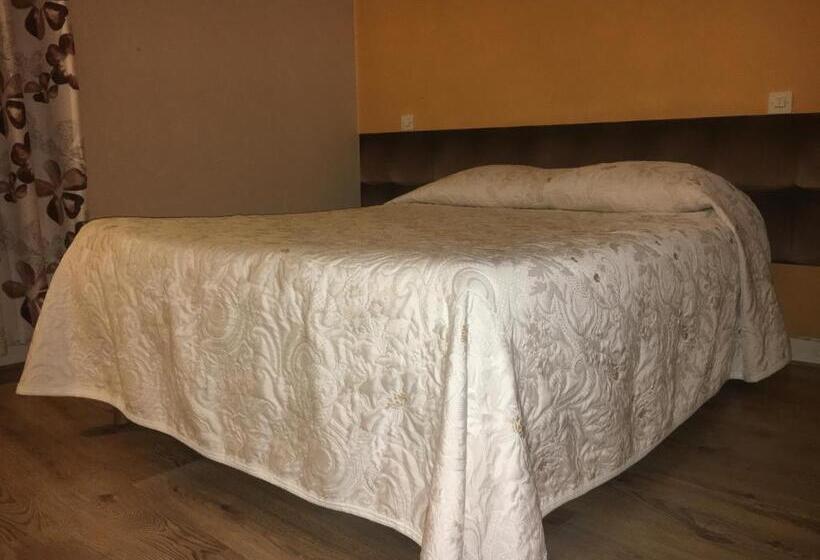 חדר סטנדרט, Alain Et Martine