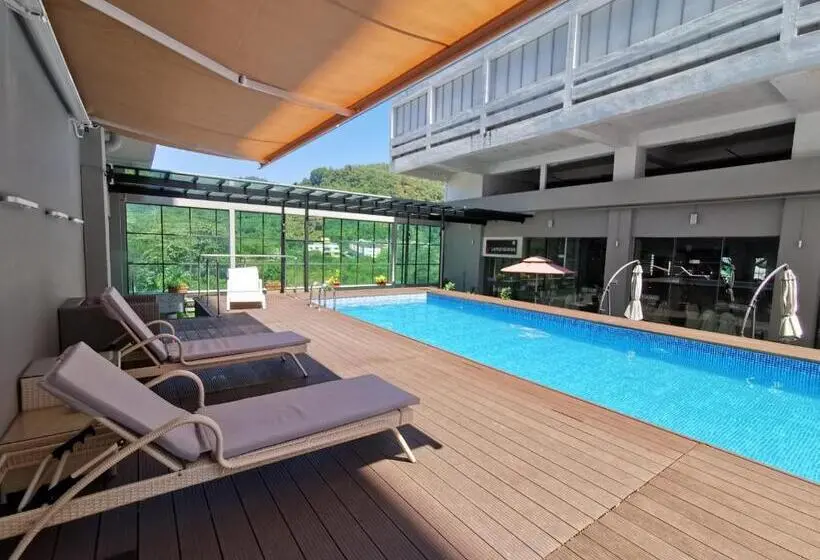 デラックストリプルルーム, Langkasuka Langkawi