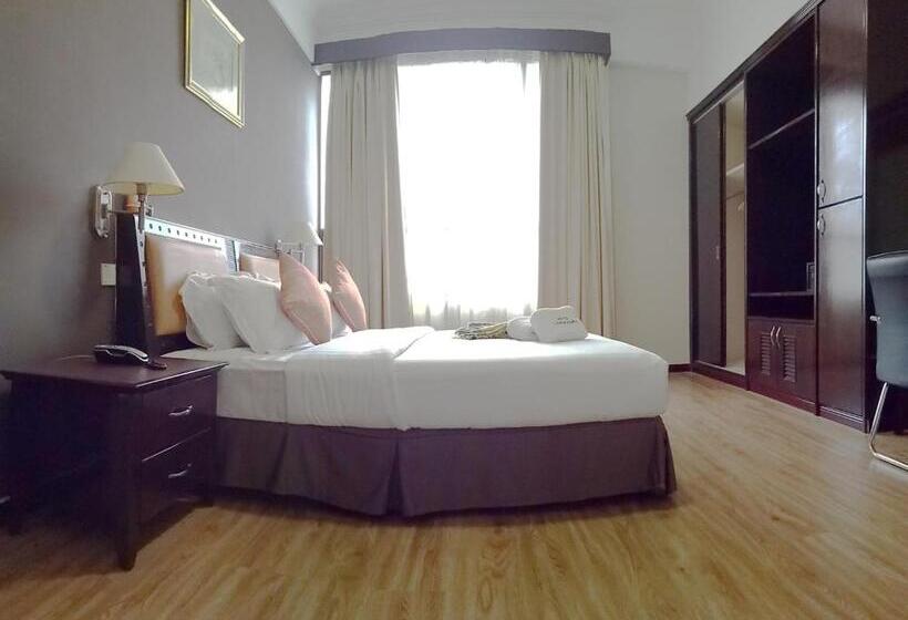 جناح, Langkasuka Langkawi