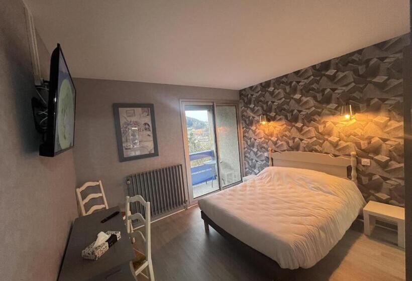 标准间, Le Castel Du Cantal Groupe Village Fani