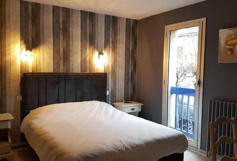 标准间, Le Castel Du Cantal Groupe Village Fani