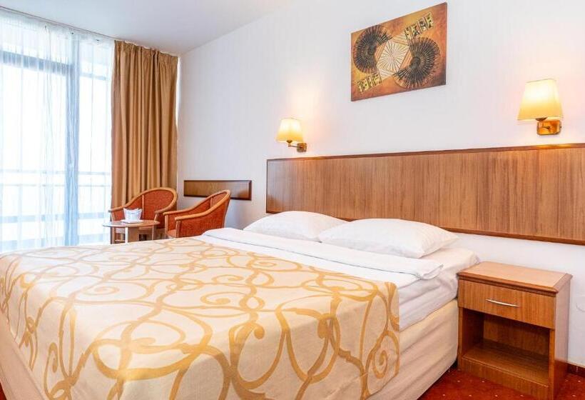 标准间, Safir Blue Resort