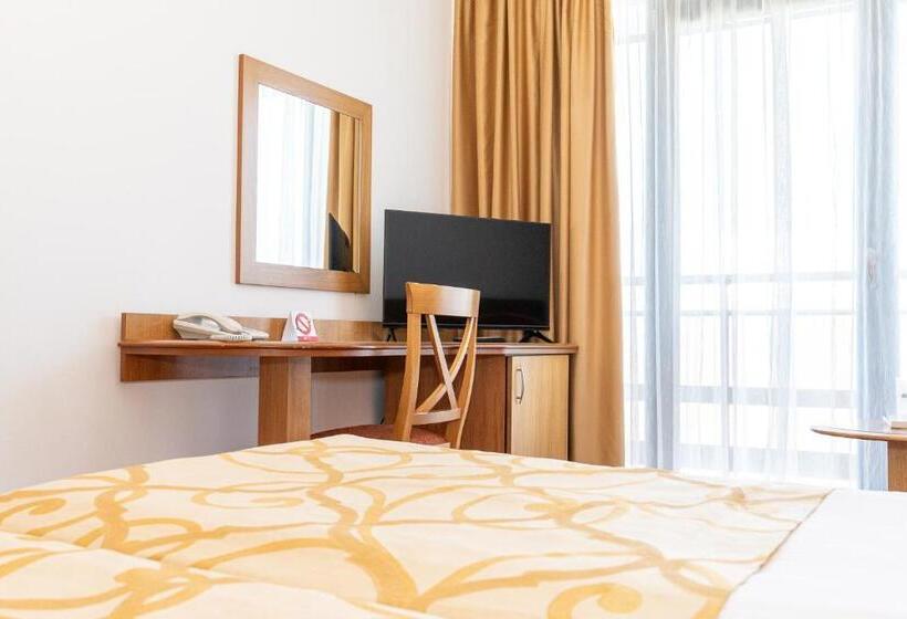 标准间, Safir Blue Resort