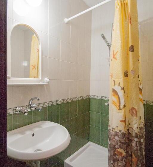 Family Suite, Stefanov 1