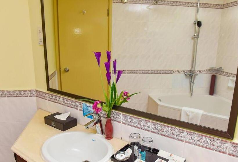 جناح غرفتين نوم, Lotus Desaru Beach Resort & Spa