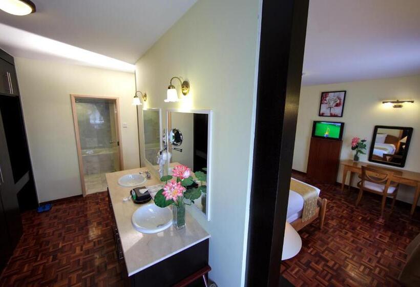 شقة دور أخير غرفة نوم واحدة, Lotus Desaru Beach Resort & Spa