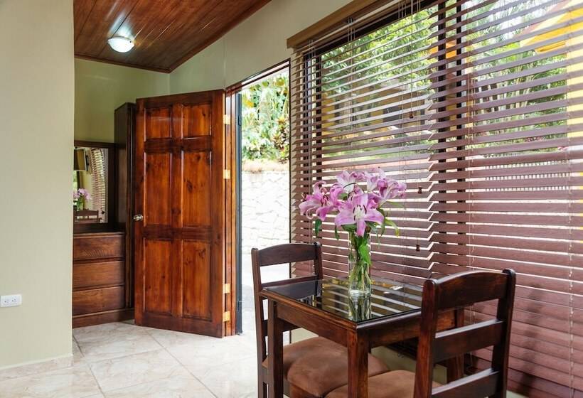 كابينة, La Terraza Guest House B&b