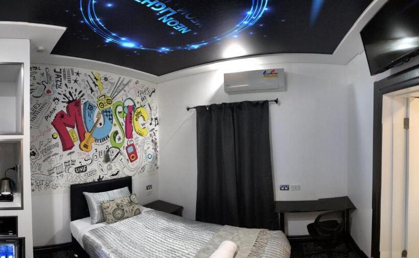 غرفة ديلوكس فردية, Amelia Boutique