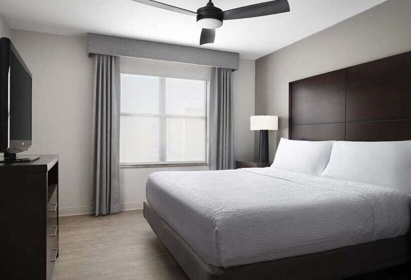 디럭스 스위트 킹 침대, Embassy Suites By Hilton Berkeley Heights