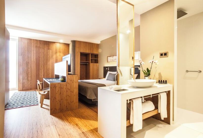 Номер Deluxe, Eurostars Barcelona Central