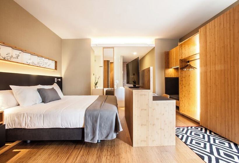 Номер Deluxe, Eurostars Barcelona Central