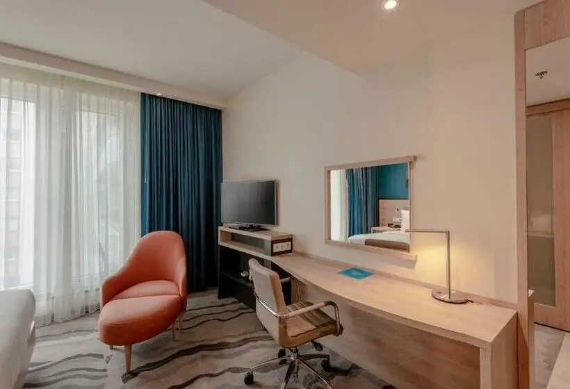 Standardzimmer Stadtblick, Hampton By Hilton Berlin City Centre Alexanderplatz