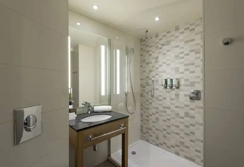 Familienzimmer, Hampton By Hilton Berlin City Centre Alexanderplatz