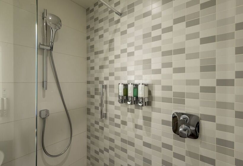 اتاق خانوادگی, Hampton By Hilton Berlin City Centre Alexanderplatz