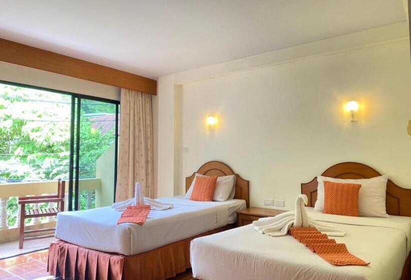 디럭스 룸, Kata View Guest House