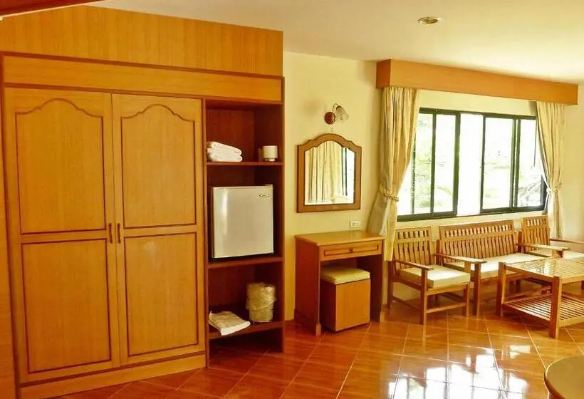 اتاق خانوادگی, Kata View Guest House
