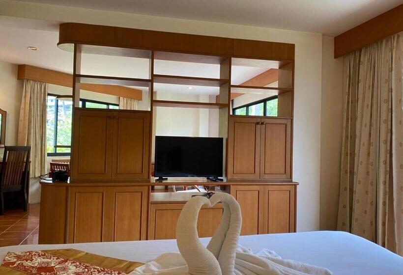 패밀리 룸, Kata View Guest House