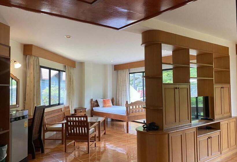 패밀리 룸, Kata View Guest House