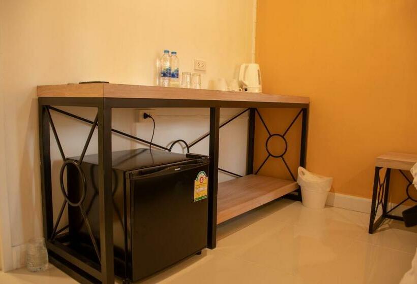 Quarto standard, Lazy Sandals