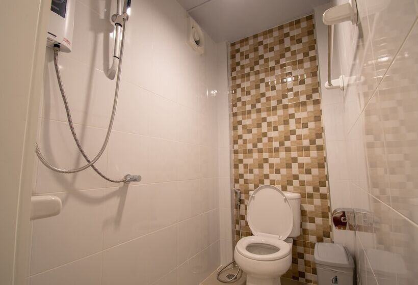 Quarto standard, Lazy Sandals