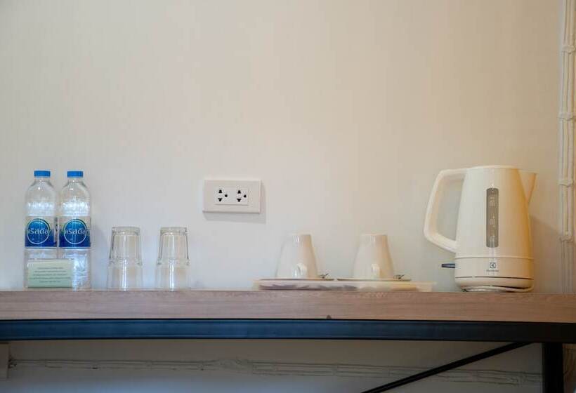 Quarto standard, Lazy Sandals