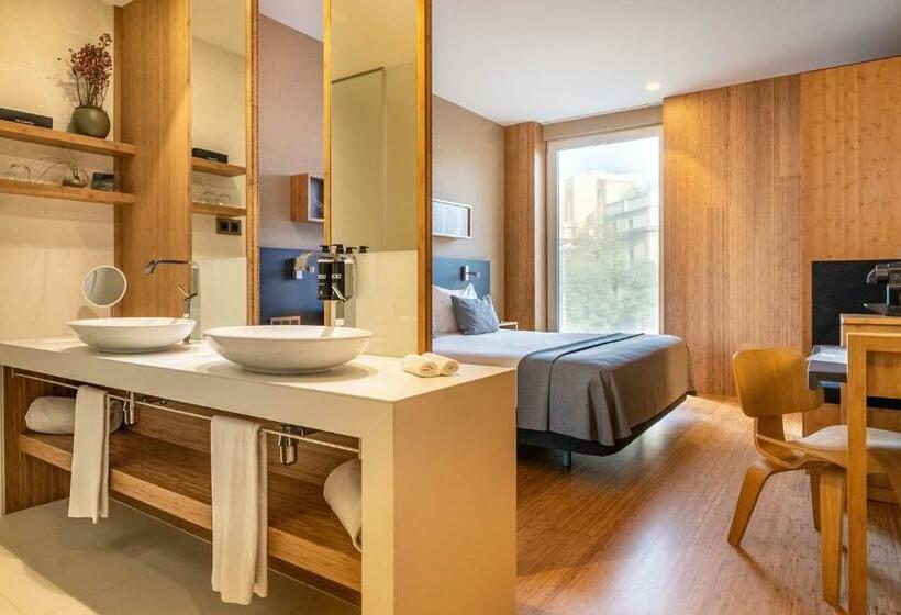 Номер Deluxe, Eurostars Barcelona Central