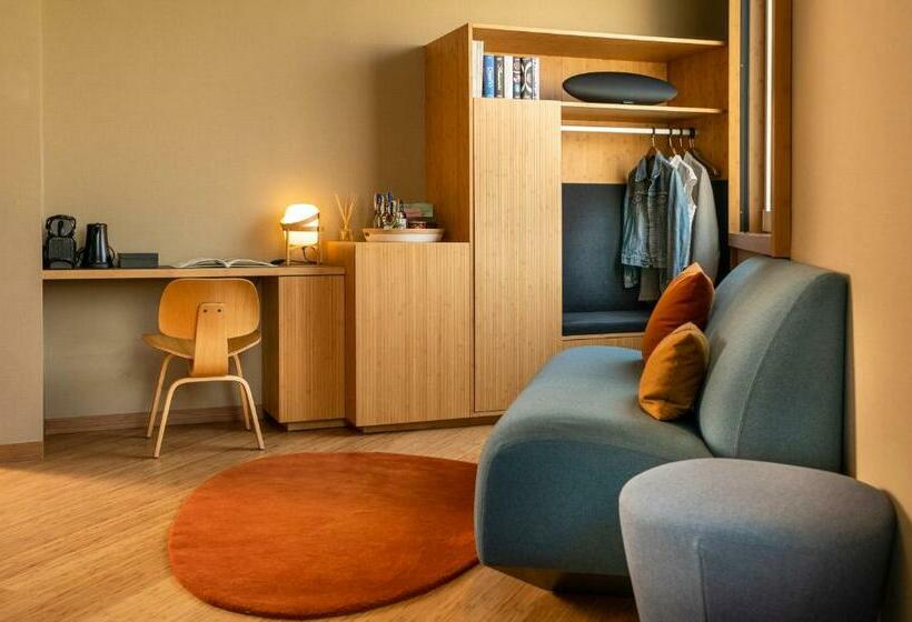 Люкс, Eurostars Barcelona Central