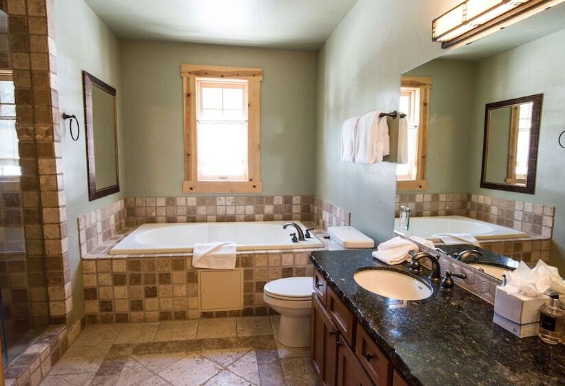 Апартаменты Deluxe 3 Спальни, Kirkwood Mountain Resort Properties